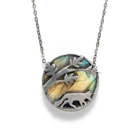 High - end design timberwolf style silver pendant