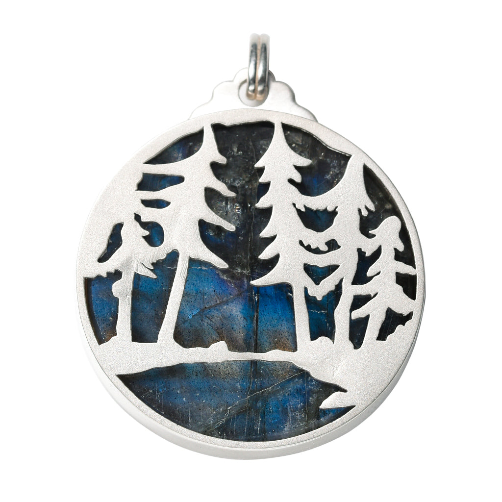 Creative natural crystal jewelry  labrador tree forest pendant