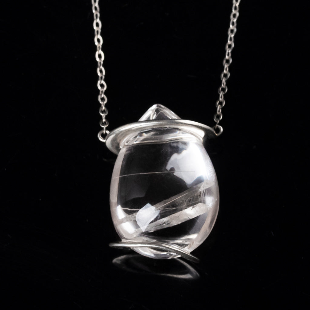 High end design drop-shaped white crystal pendant