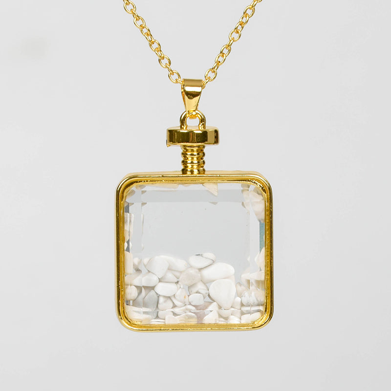 Amazon's hot new multi-color optional neckwear rubble square powder crystal simple personality necklace circular pendant