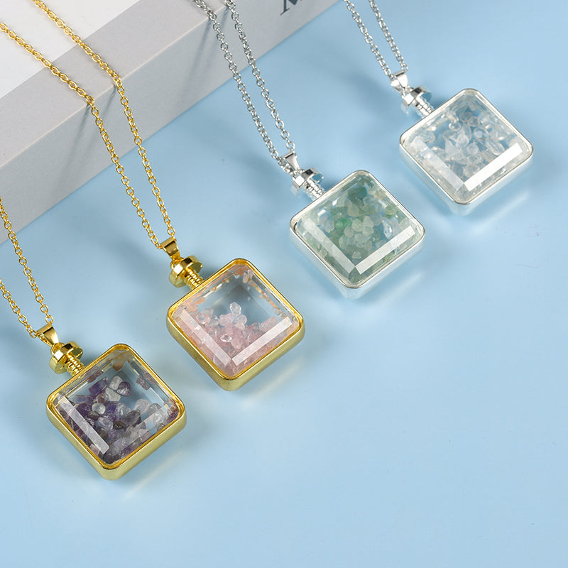 Amazon's hot new multi-color optional neckwear rubble square powder crystal simple personality necklace circular pendant