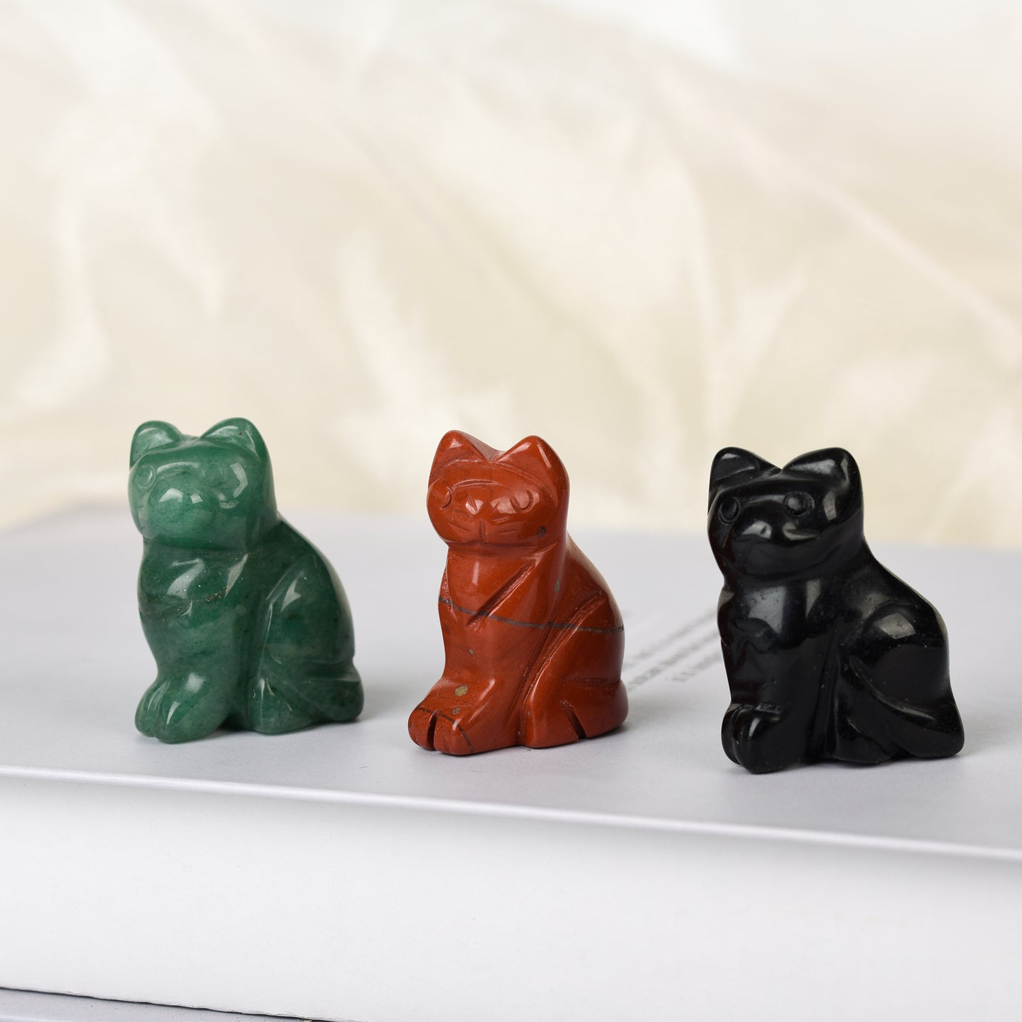 Crystal cat crystal wholesale natural engraving Factory direct sale