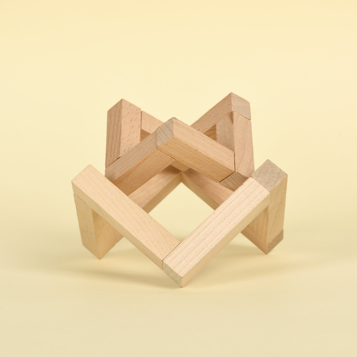 Geometric frame sphere stand