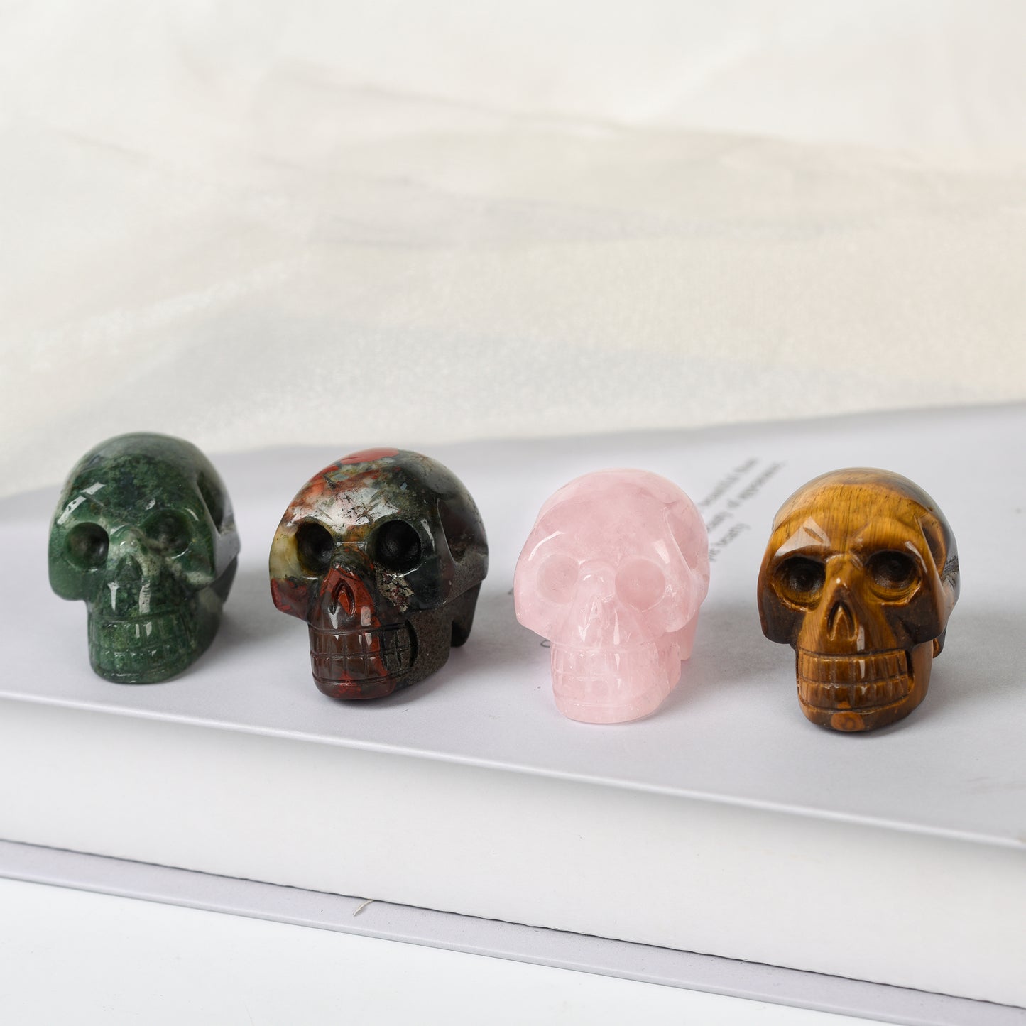 Carving skulls carved skull engraving crystal skull crystal wholesale gift factory outlet