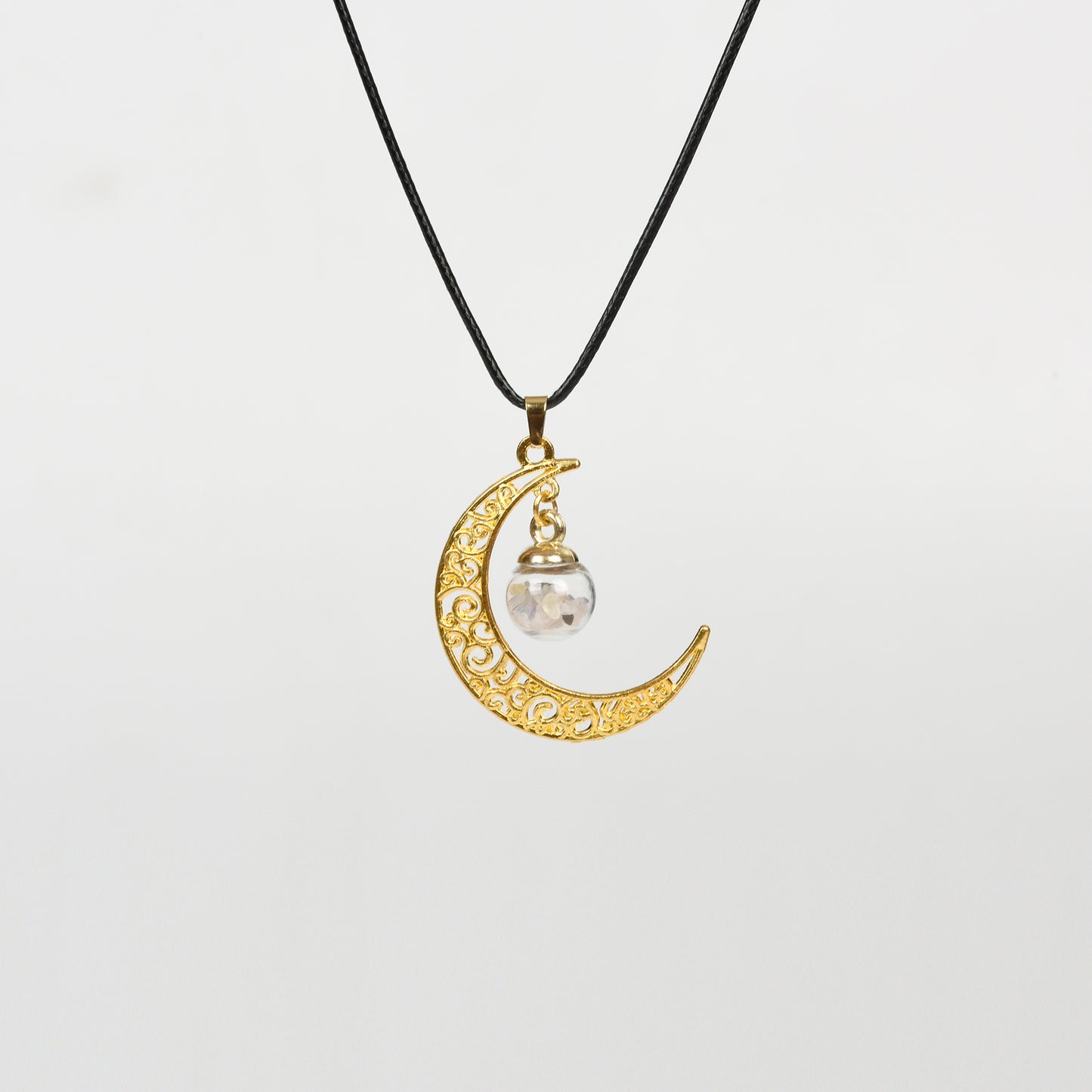 Glass ball moon necklace Retro moon women's niche pendant