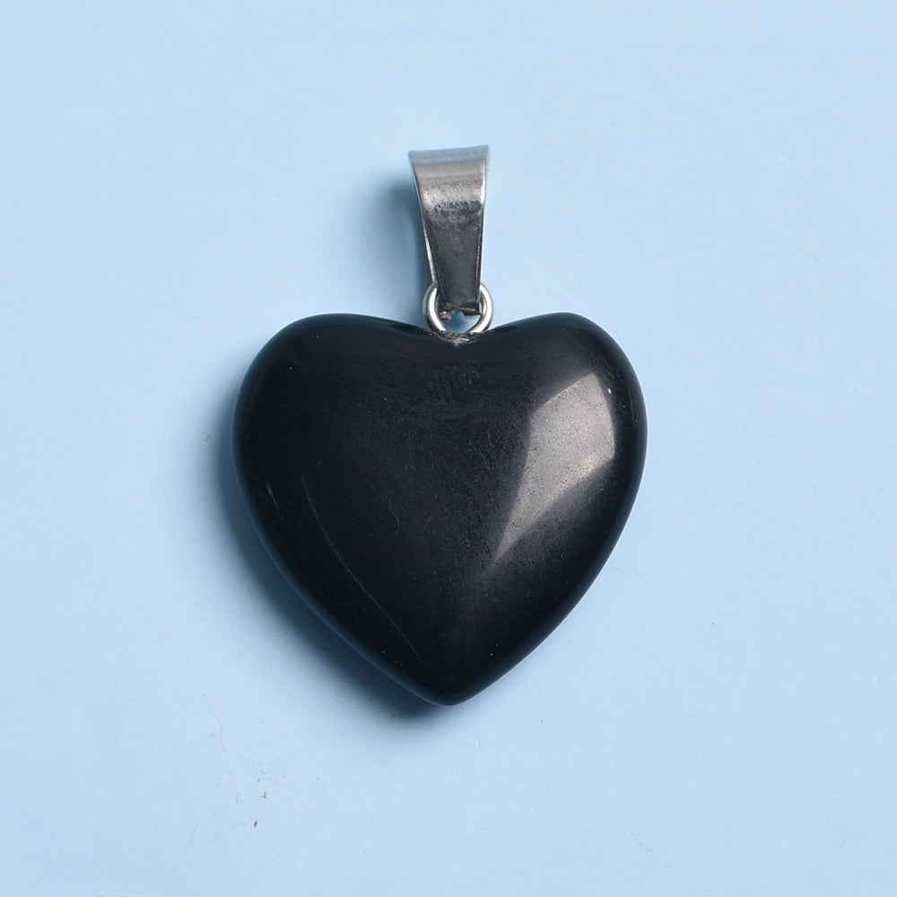 Natural crystal love pendant a large number of inventory manufacturers direct sales of more than many styles