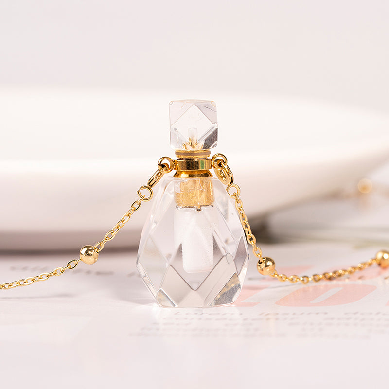 Amazon sells new multi-color optional collars crystal perfume bottle simple personality necklace pendant