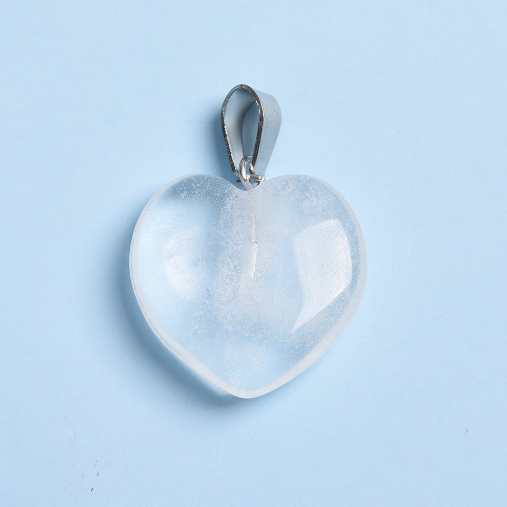 Natural crystal love pendant a large number of inventory manufacturers direct sales of more than many styles